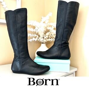 BORN Tall Flat Black Leather Boots Full Zip Stitch Detail Size 7.5 /38.5